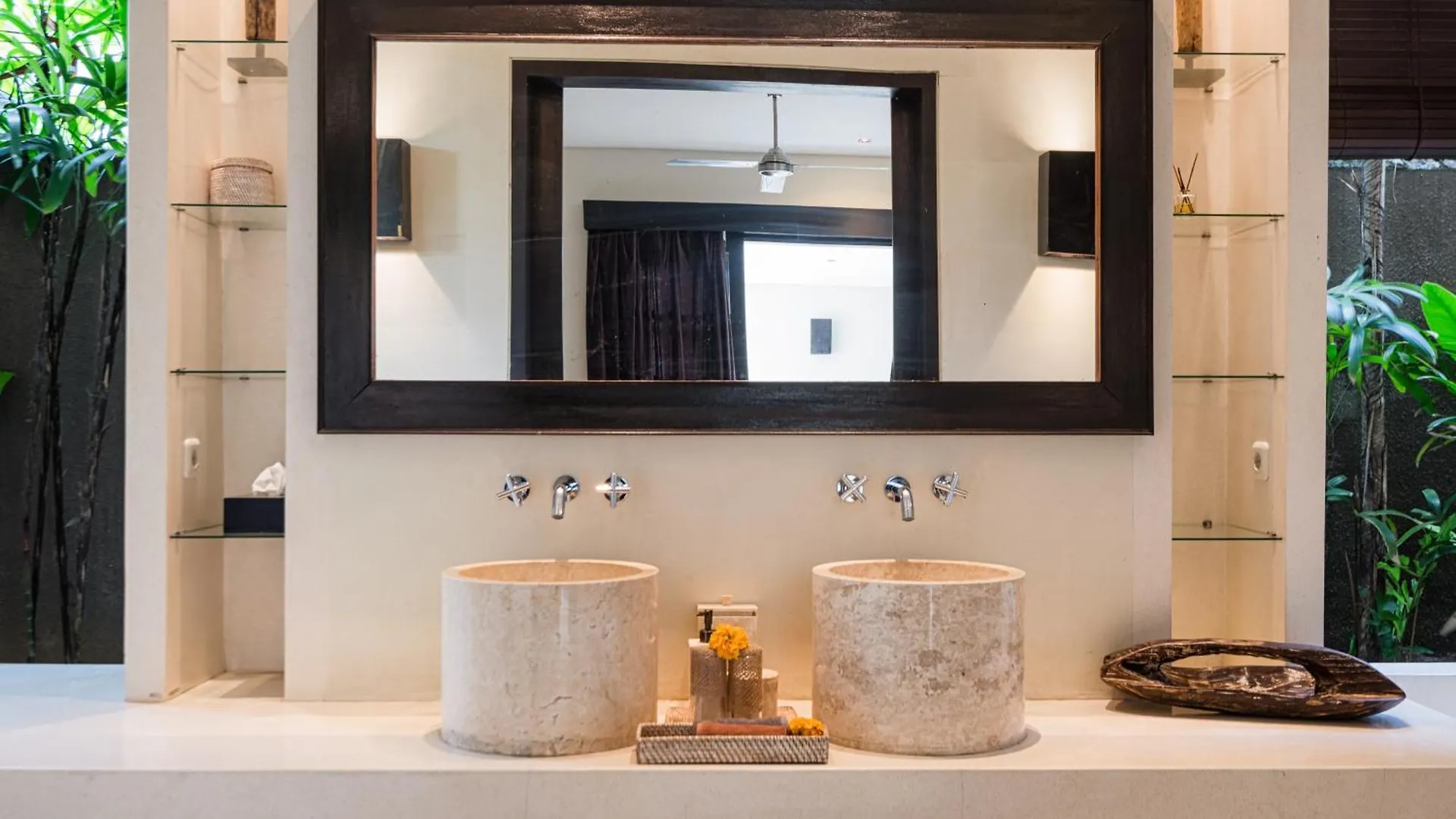 Villa Spirit 4 Bedroom - Canggu Indonesia