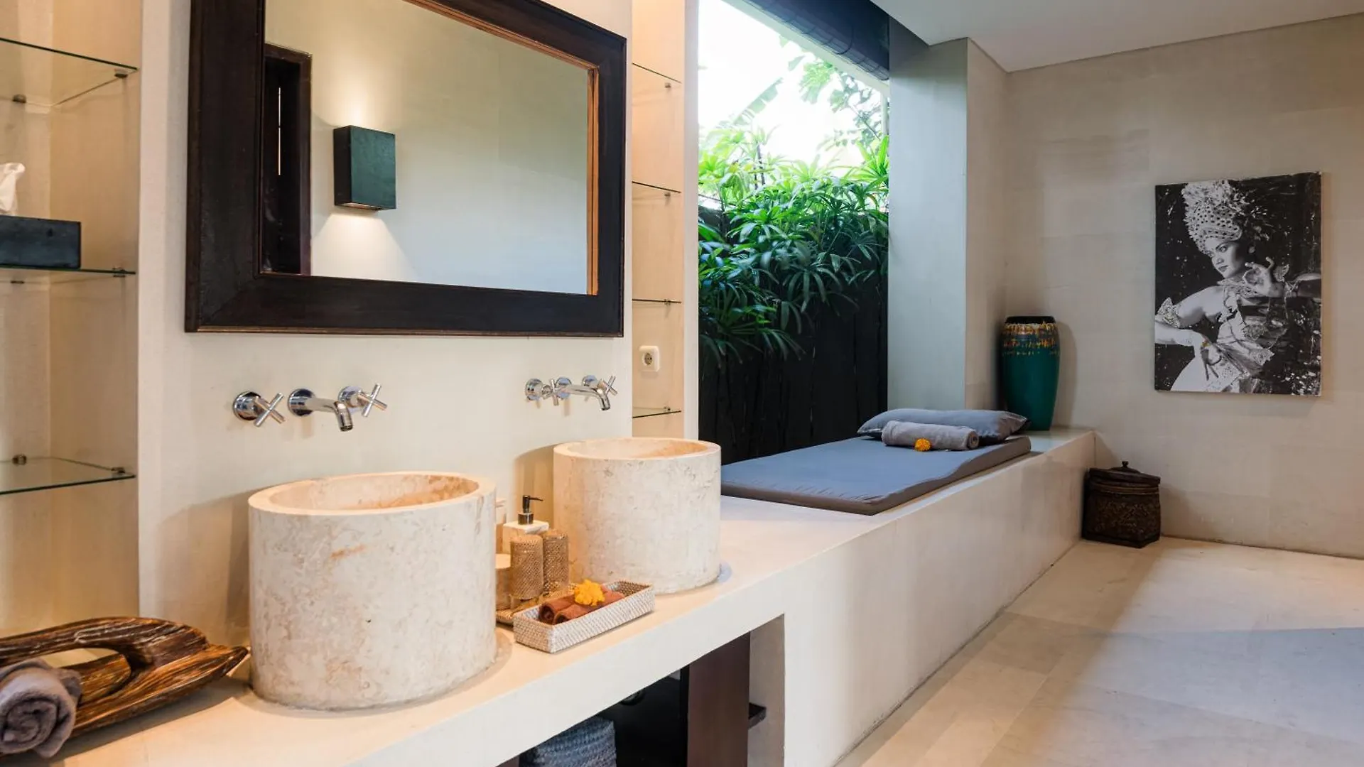 Villa Spirit 4 Bedroom - Canggu Indonesia